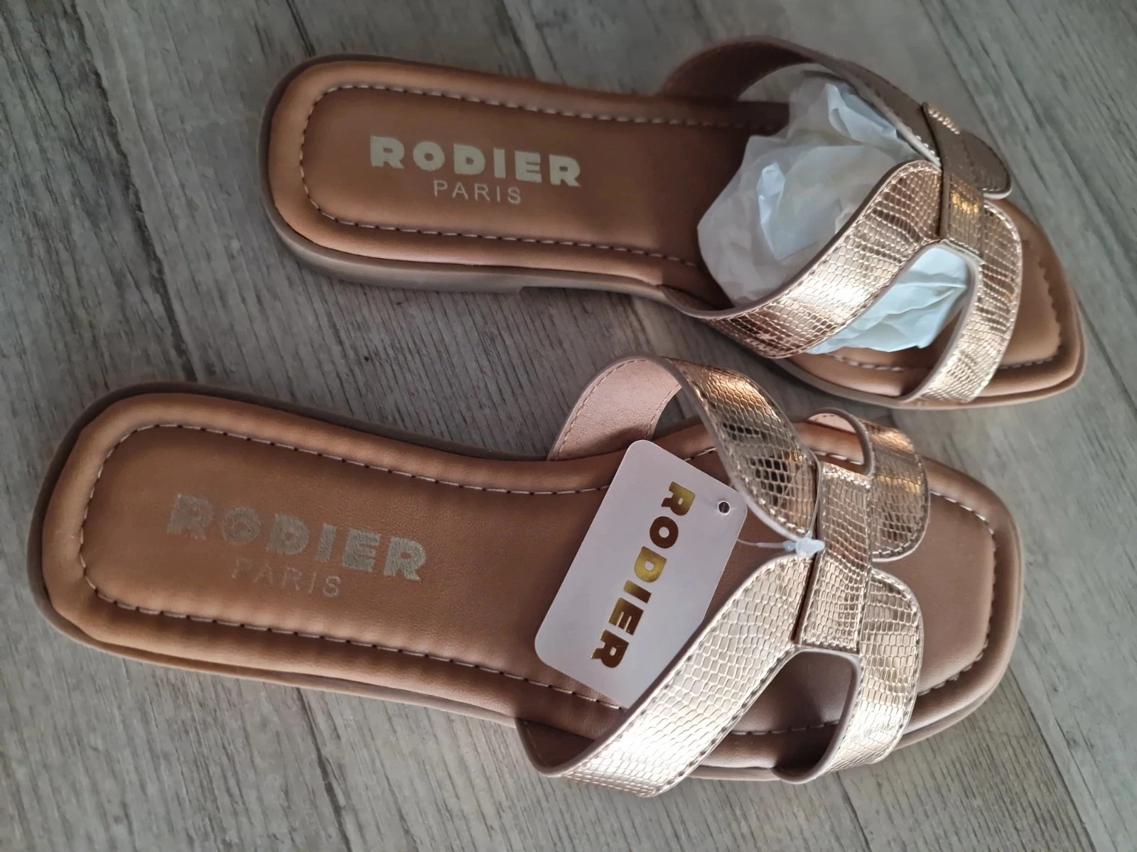 Stunning Rodier Paris sandals in rose gold. – photo 8